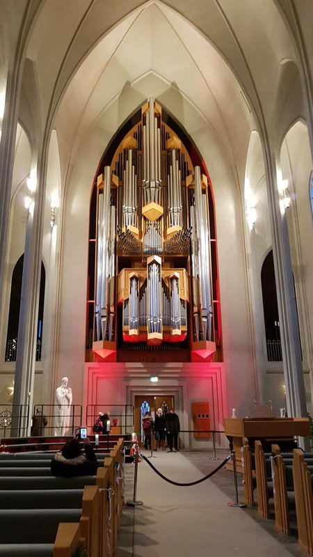 Amazing Pipe Organ