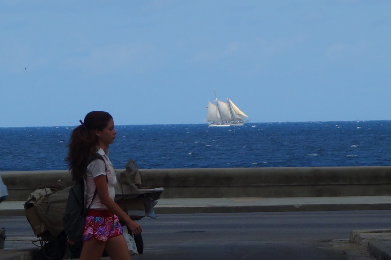 Calm waters - our first walk along the Malecon towards Habana Centro