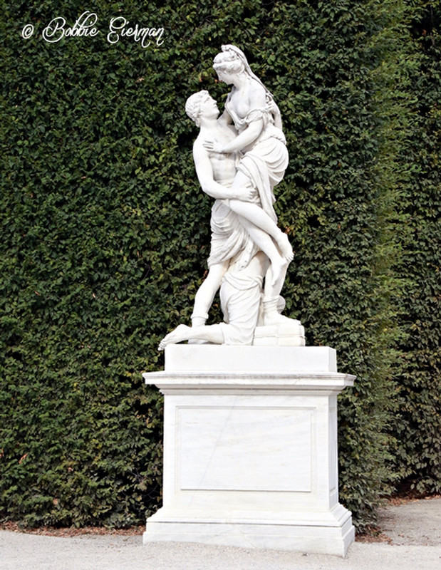 Statue at Schonbrunn