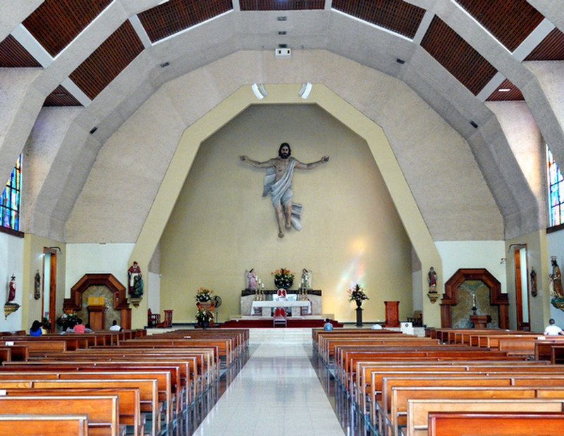 Inside Cathedral Ciudad Quesada