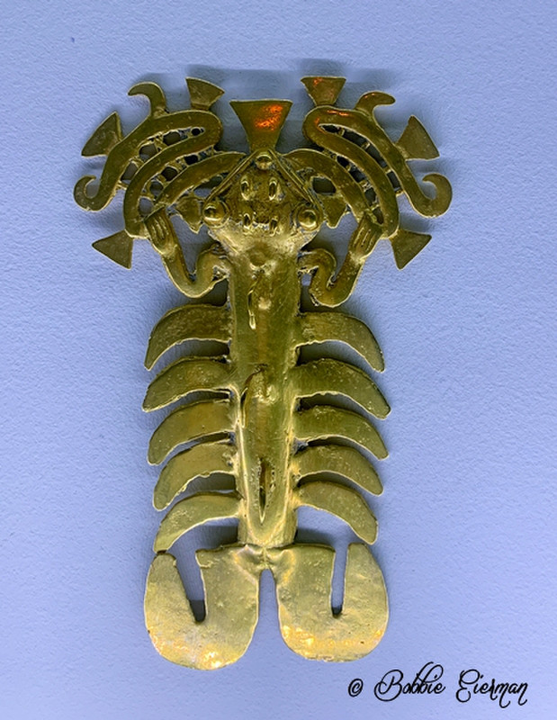 Gold artifact