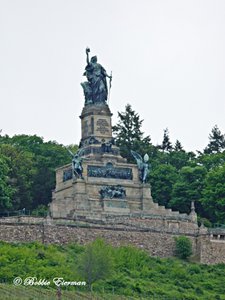  Neiderwald Statue