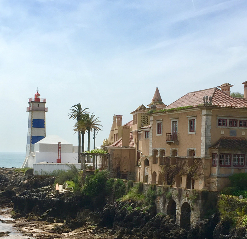 Lighthouse and Santa Marta house