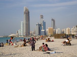 Una playa en Abu Dhabi