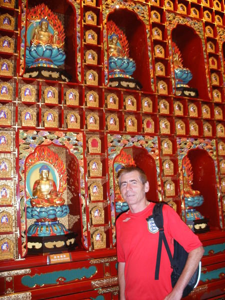 Wall to wall Buddhas