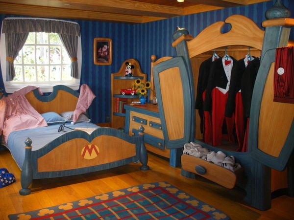 Mickeys bedroom.