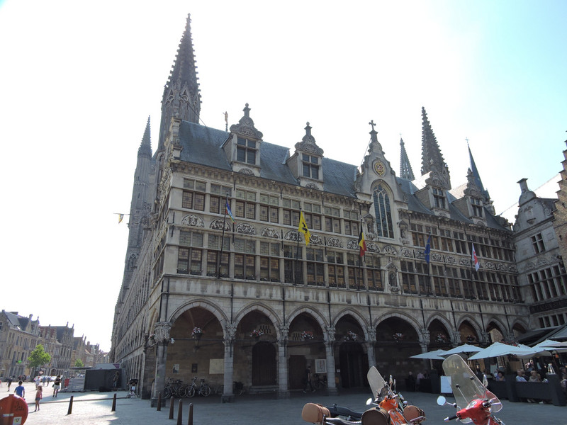 Ypres market hall