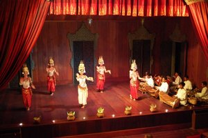 Apsara Theatre in Siem Reap