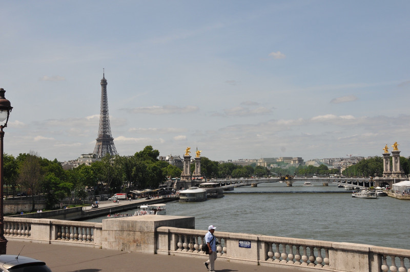 Across the Seine 
