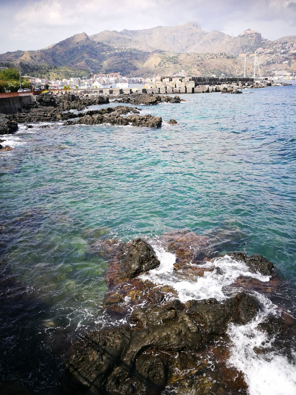 The coastal area of Taormina 