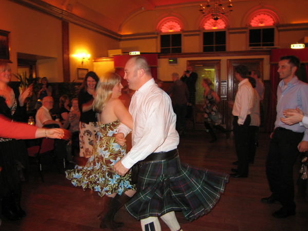 Kelly and Gerry highland fling it!