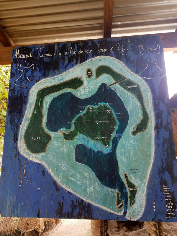 Map of the island and it's motus (smaller islands around the outside of the lagoon)