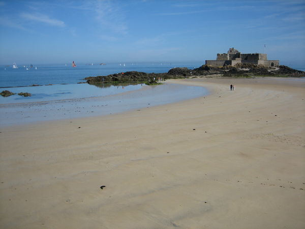 One of the many forts that help protect St Malo