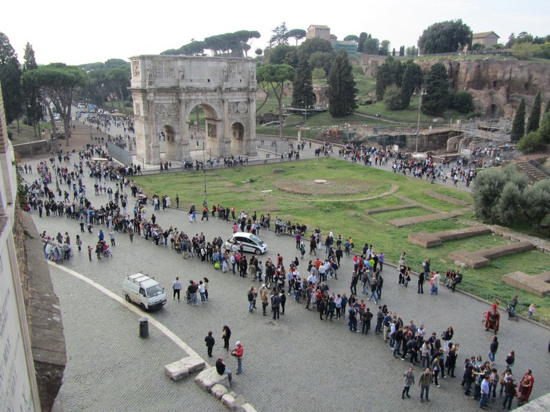 The line up to the Colosseum