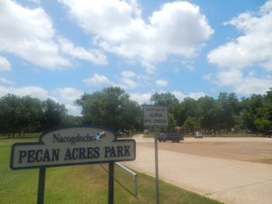 Pecan Acres Park sign