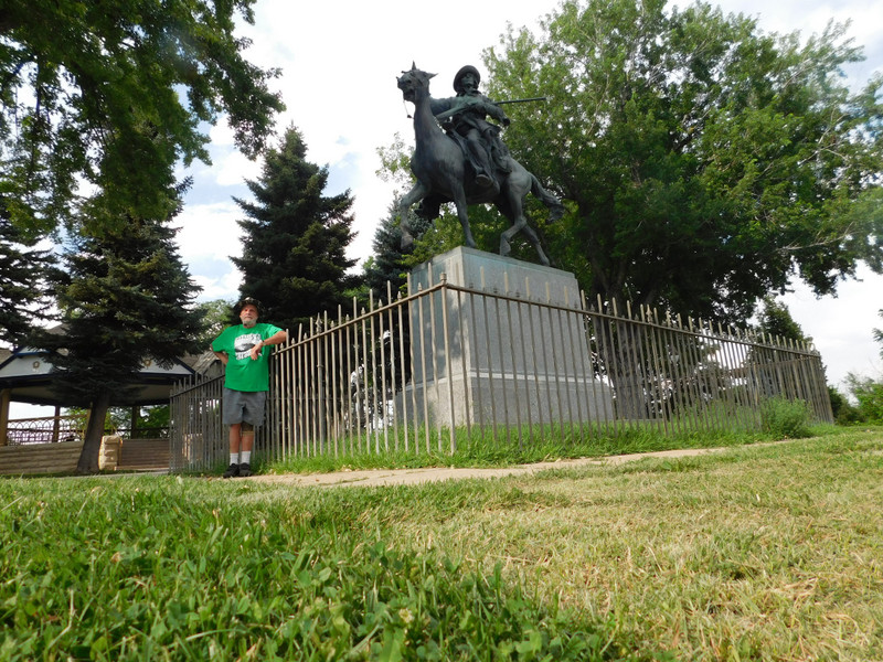 Kit Carson statue | Photo