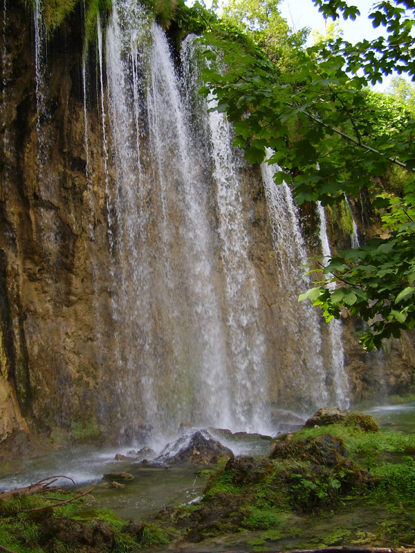 upper lake same waterfalls