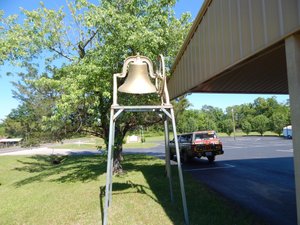 Neuville church bell