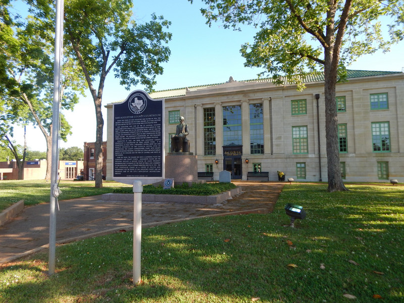 San Augustine County Courthouse (1927)