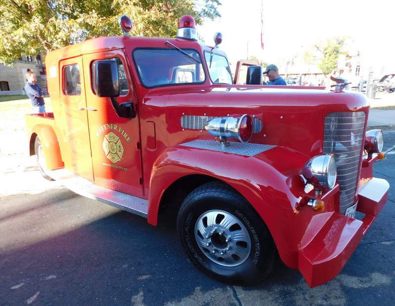 neat old fire truck