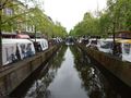 Delft canal markt