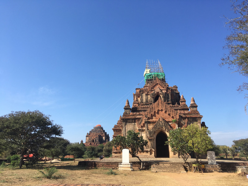 Sulamani temple in background