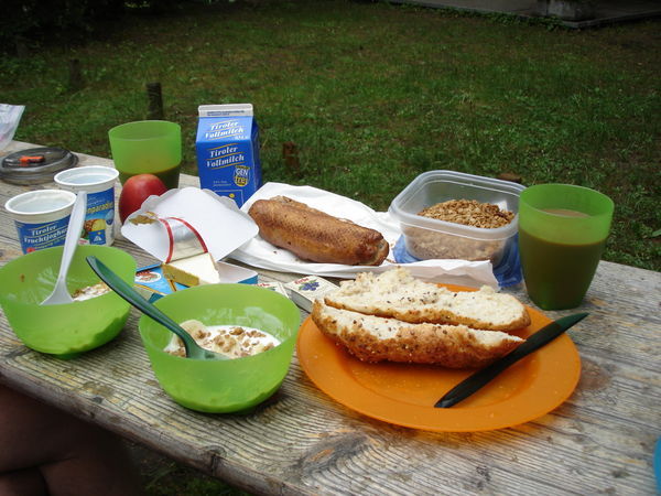 Campsite gourmet breakfast