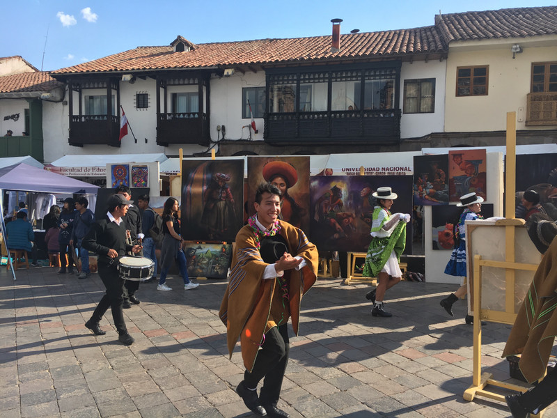 artists and dancers - Cusco 