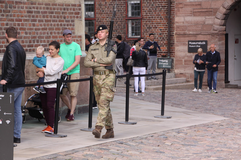 Guard on patrol - Rosenborg Castle