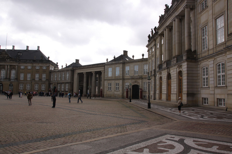Amalienborg Palace - forecourt