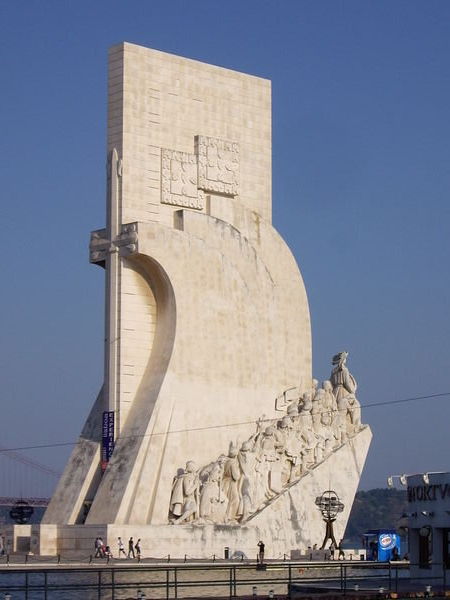 Monument to the explorers