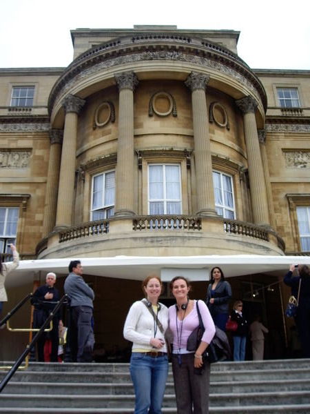 Ros and I @ Buckingham palace
