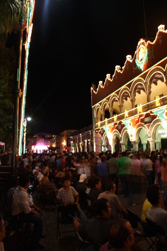 Msain square with people dancing everywhere