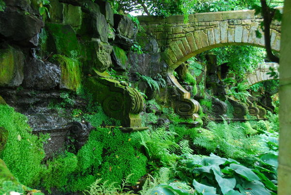 Gardens at Hever Castle