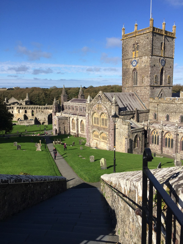 The path to St. David’s Cathedral 