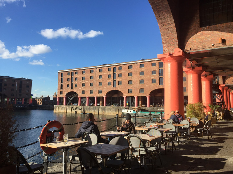 Cafe, Royal Albert Dock