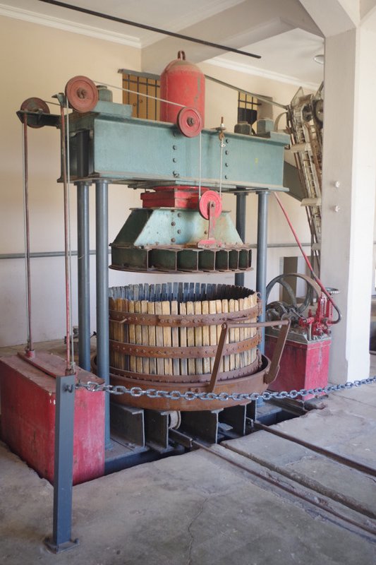 Old press at Trapiche