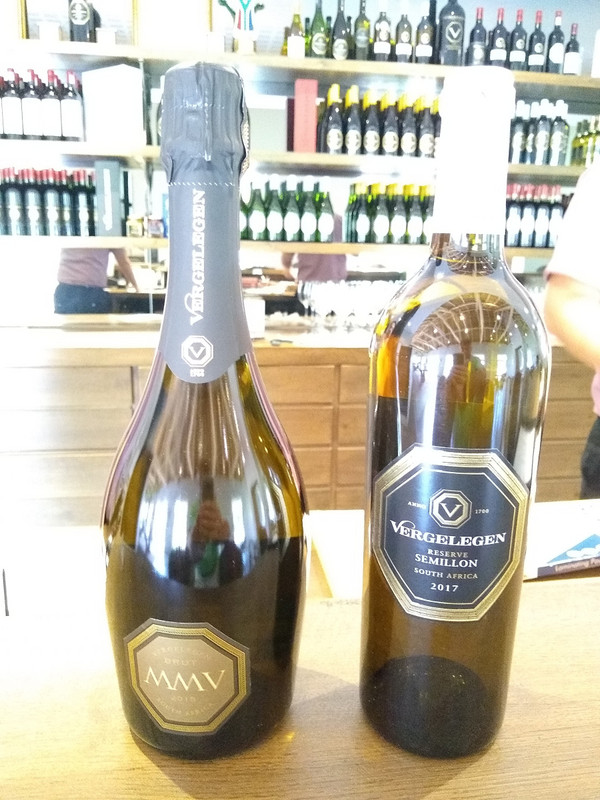 Bubbles from Vergelegen, they produce only 1500 bottles per year, and I believe it's the best in SA...plus a top Semillon!