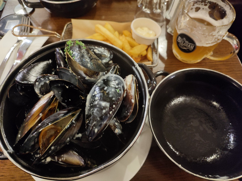 Local mussels and Belgian beer...