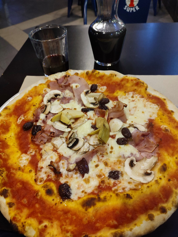 Love the pizzas, near Genoa...