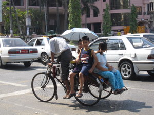 cyclo burmese style