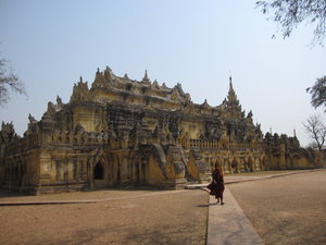 Maha Aungmye Bonzan