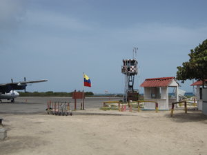 Grande Roque airport 