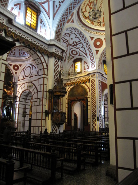 Inside St Francisco church