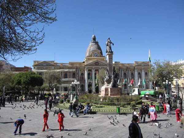 Palacio Legislativo, Plaza Murillo