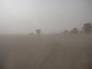 simply impressive...even more with the sand storm