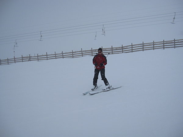 Ma'ri in action, first  proper day of skiing...not bad...