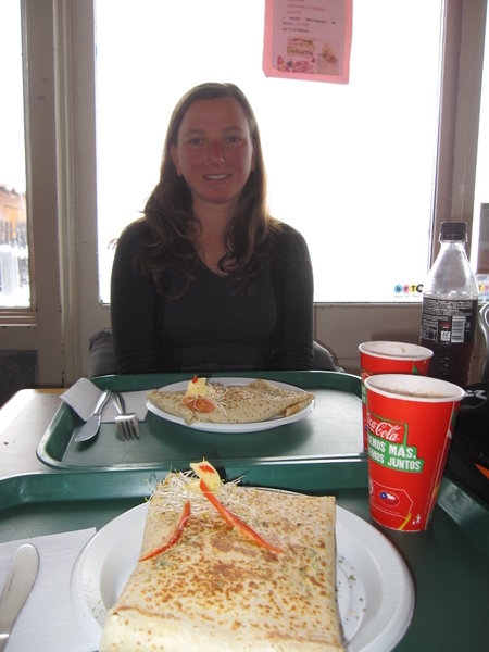 El Colorodo lunch...crepes...and no wine...we have to ski between 2800m and 3300m altitude!