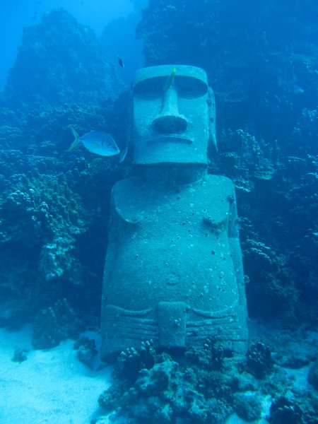 The underwater moai