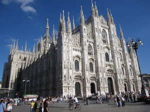 Impressive Duomo...all white...